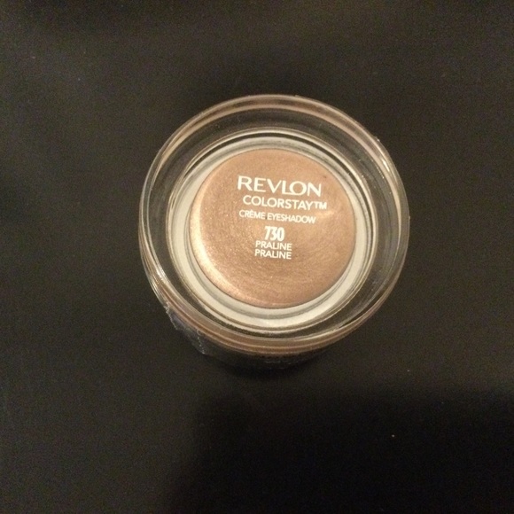 Revlon Colorstay Crème Eyeshadow - Picture 3 of 5